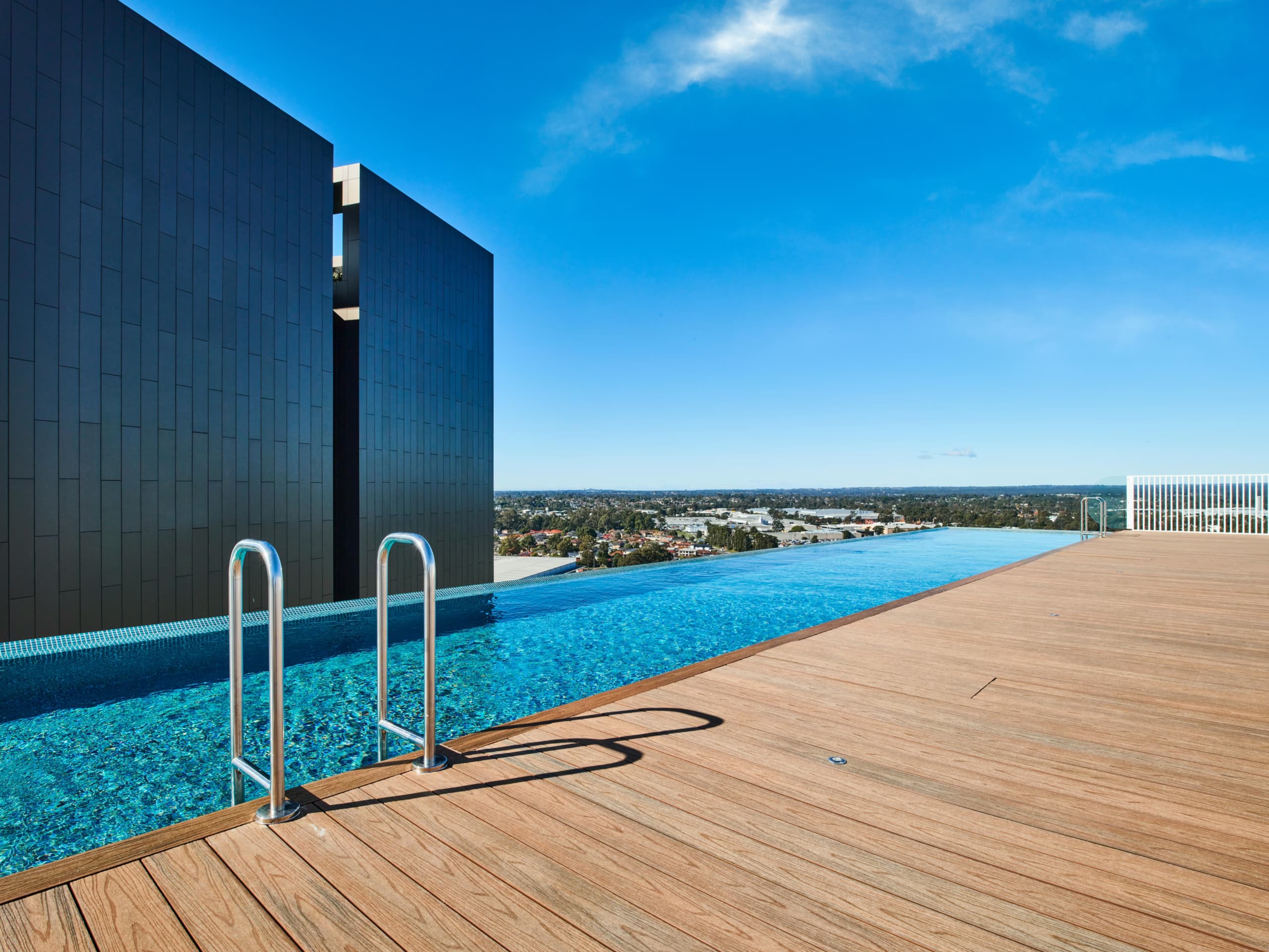 The William Vale Stunning rooftop infinity pool with city skyline view in New York. Perfect summer oasis. Stunning rooftop infinity pool with city skyline view in New York. Perfect summer oasis.